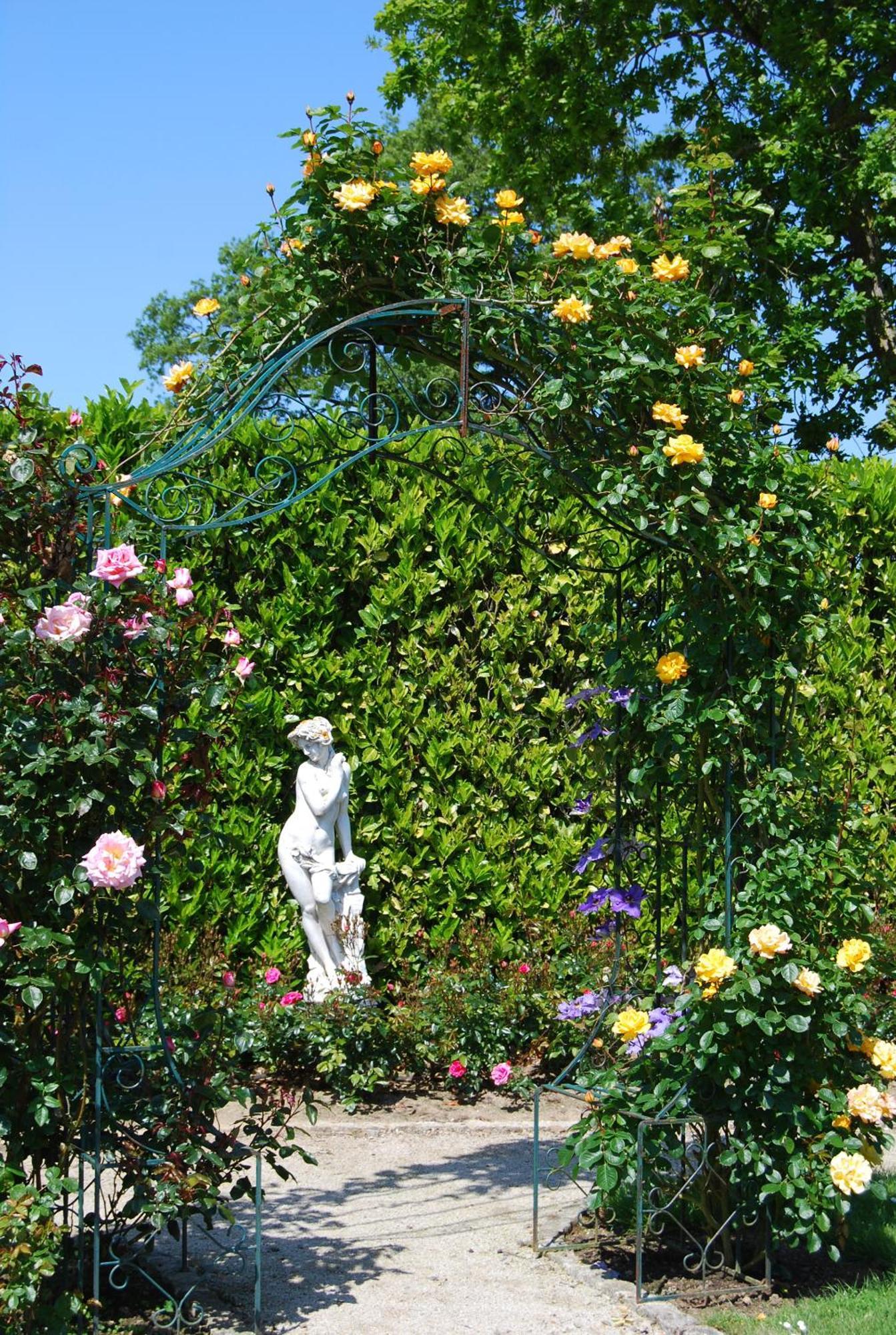 Hostellerie De La Motte Jean Saint-Coulomb Exteriör bild